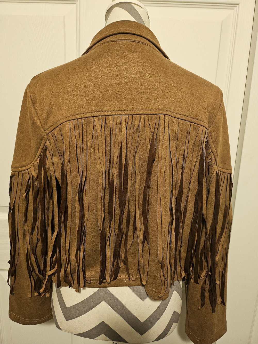 SHEIN 🤠 Brown Faux Suede Fringe Jacket - Picture 2 of 6
